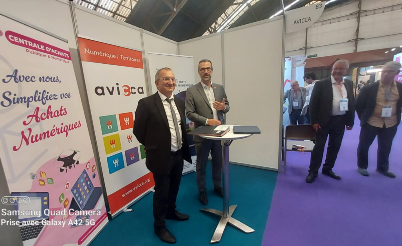 Signature de la convention de partenariat avec Manche Numérique – Dijon – 17 septembre 2025